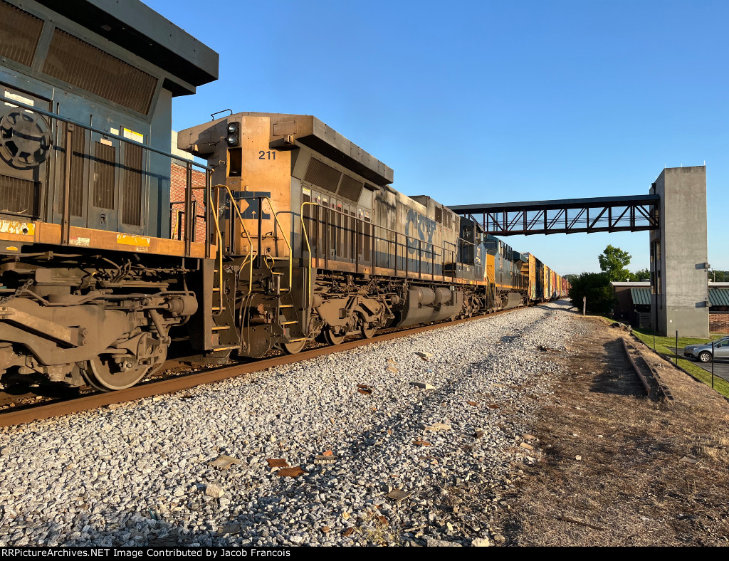 CSX 211